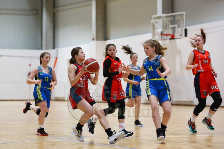 Kosárlabdában is helyt állnak a Tiszakécske VSE ifjú sportolói